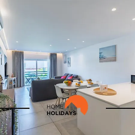 #308 Marcilia By Holidays Apartment *