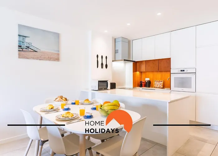 #308 Marcilia By Holidays *